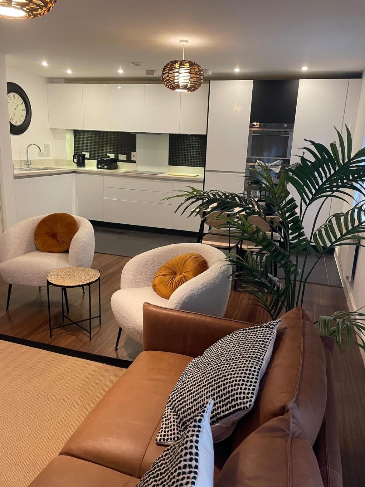 Superior Cambridge 2 Bed Apartment Inc King Bed Trumpington Zewnętrze zdjęcie